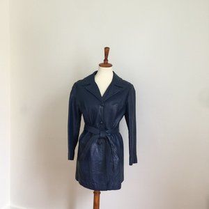 Vintage  Womens 100% leather jacket.